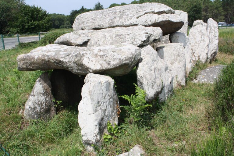 Megalithic Culture : Dolmen